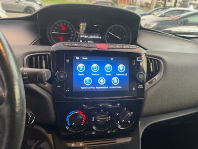 Lancia Ypsilon 1.2 69 CV 5 porte GPL Ecochic Gold (9)