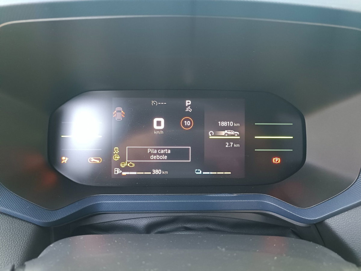 Dacia Duster 1.6 hybrid Journey 140cv (15)