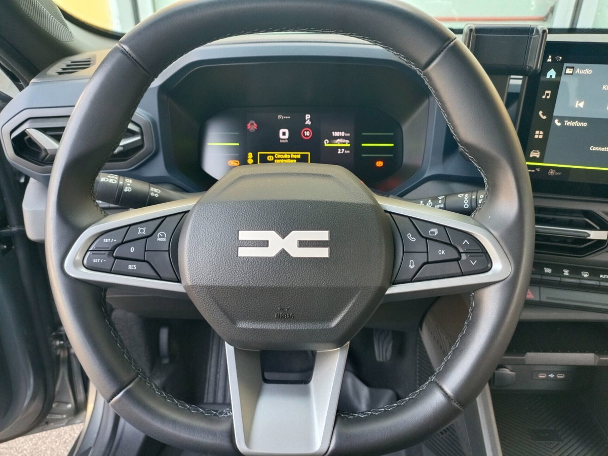 Dacia Duster 1.6 hybrid Journey 140cv (18)