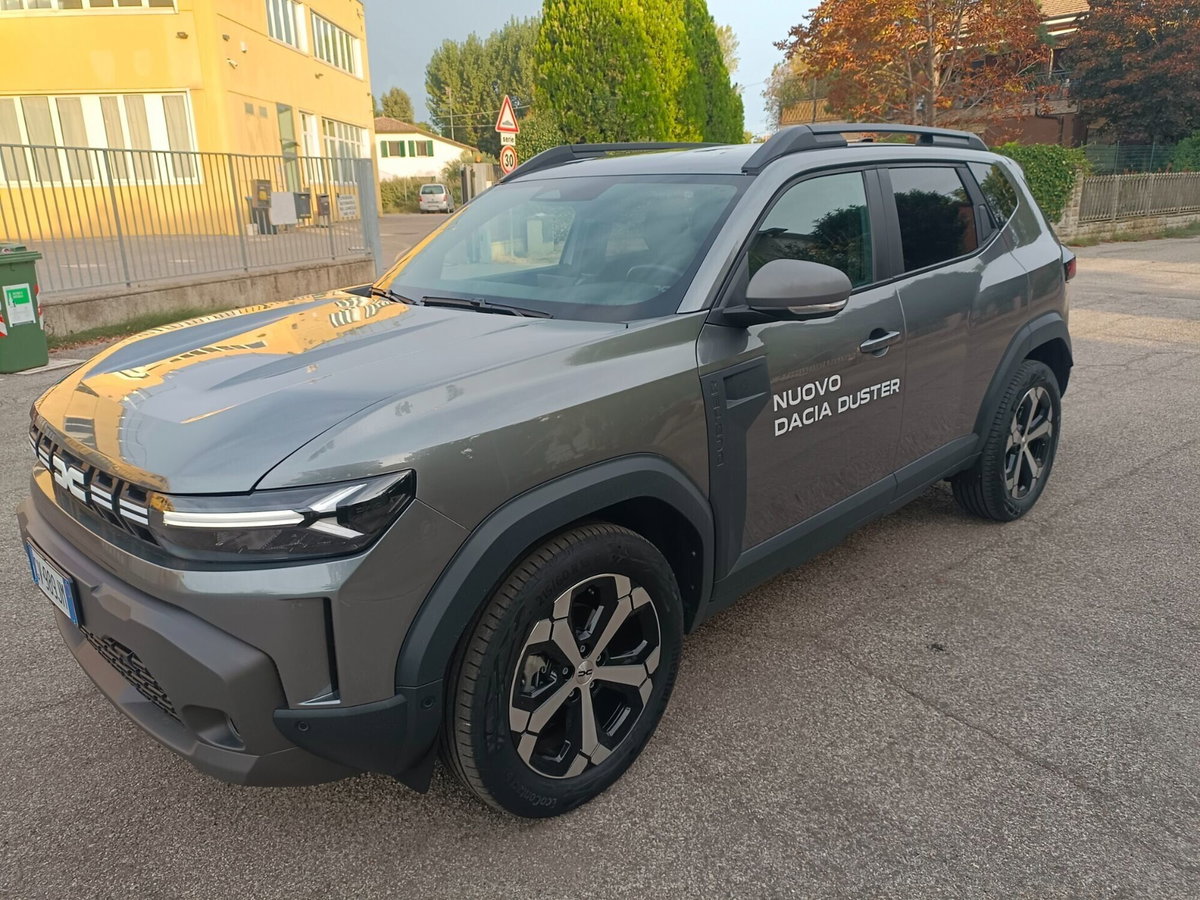 Dacia Duster 1.6 hybrid Journey 140cv (4)