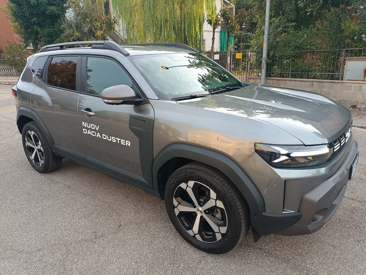 Dacia Duster 1.6 hybrid Journey 140cv (5)
