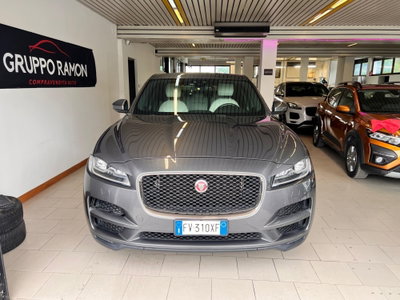 Jaguar F-Pace 2.0 D 180 CV AWD Portfolio (2)