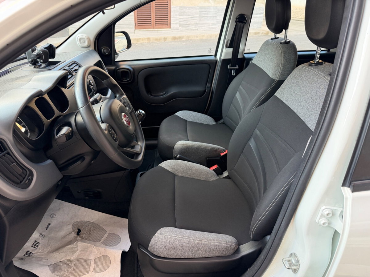 Fiat Panda 1.0 FireFly S&S Hybrid City Life (12)