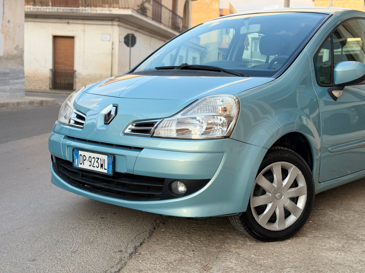 Renault Modus 1.2 16V Dynamique (16)