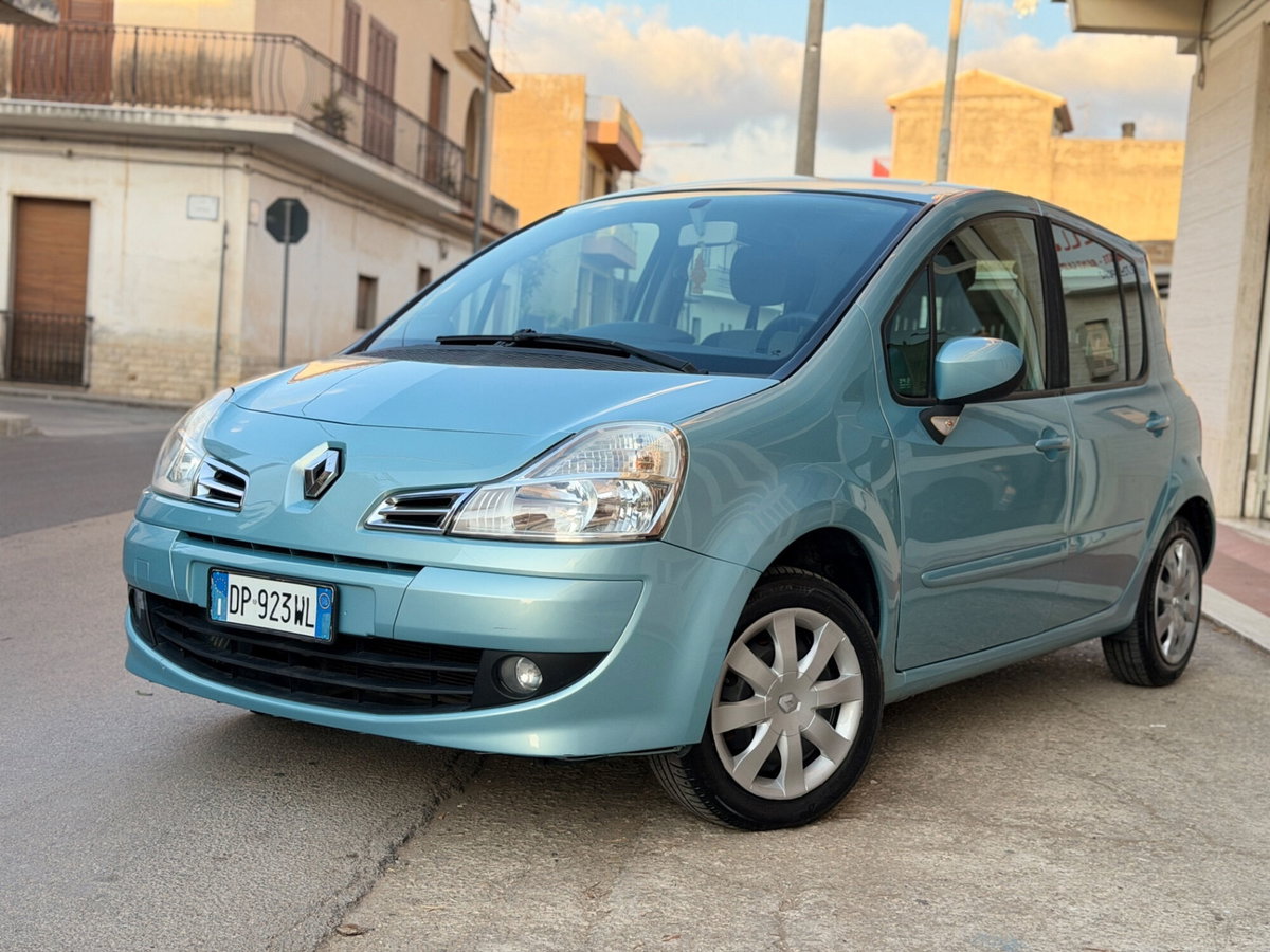 Renault Modus 1.2 16V Dynamique (18)