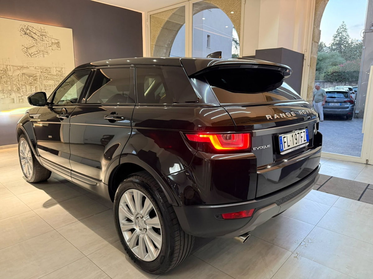 Land Rover Range Rover Evoque 2.0 TD4 150 CV 5p. SE (5)