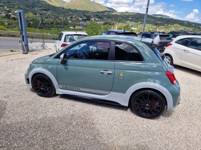 Abarth 695 695 1.4 Turbo T-Jet 180 CV 70° (8)