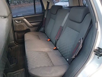 Land Rover Freelander 2.2 TD4 S.W. XS (13)