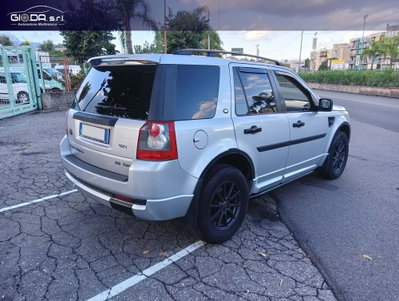 Land Rover Freelander 2.2 TD4 S.W. XS (4)