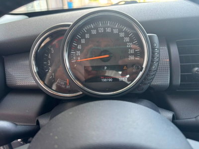 MINI Mini 1.5 Cooper D Hype 5 porte (14)