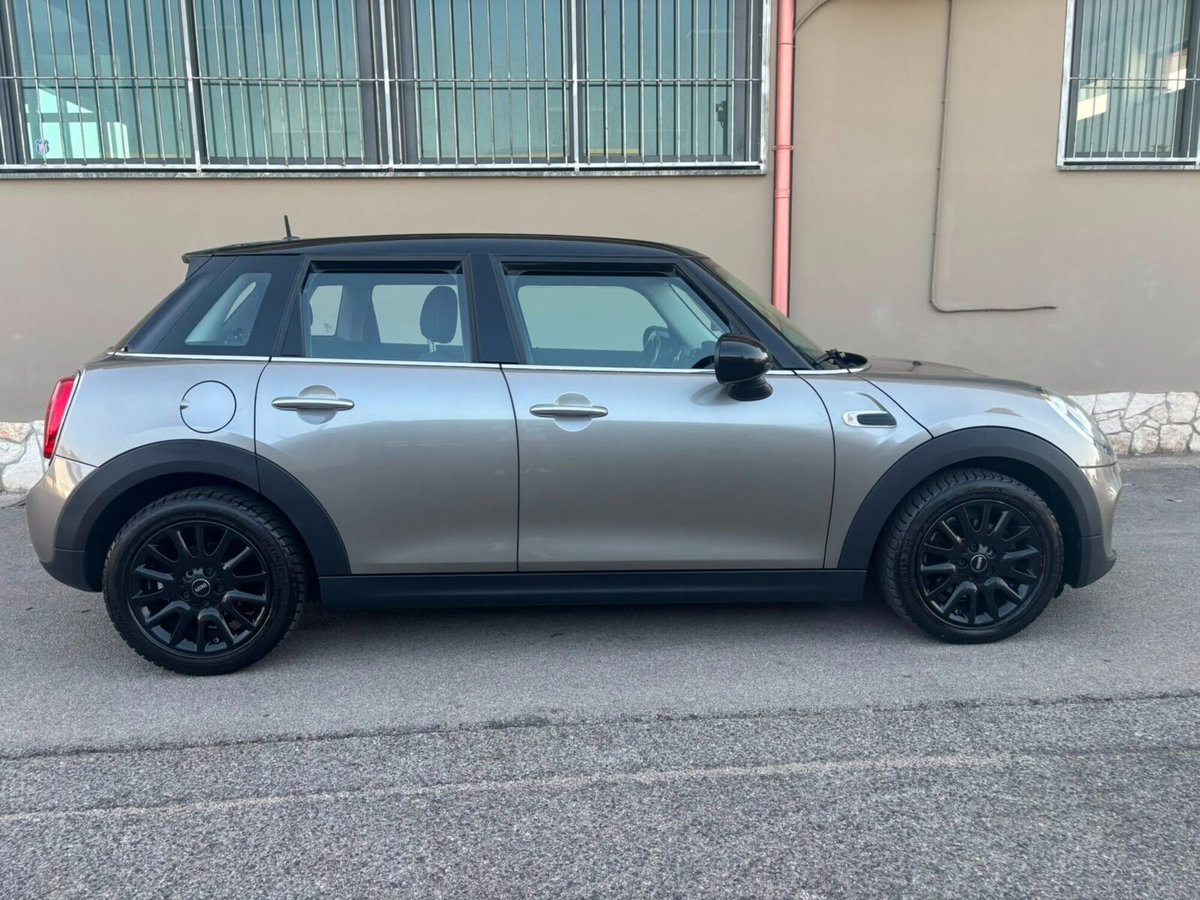 MINI Mini 1.5 Cooper D Hype 5 porte (7)