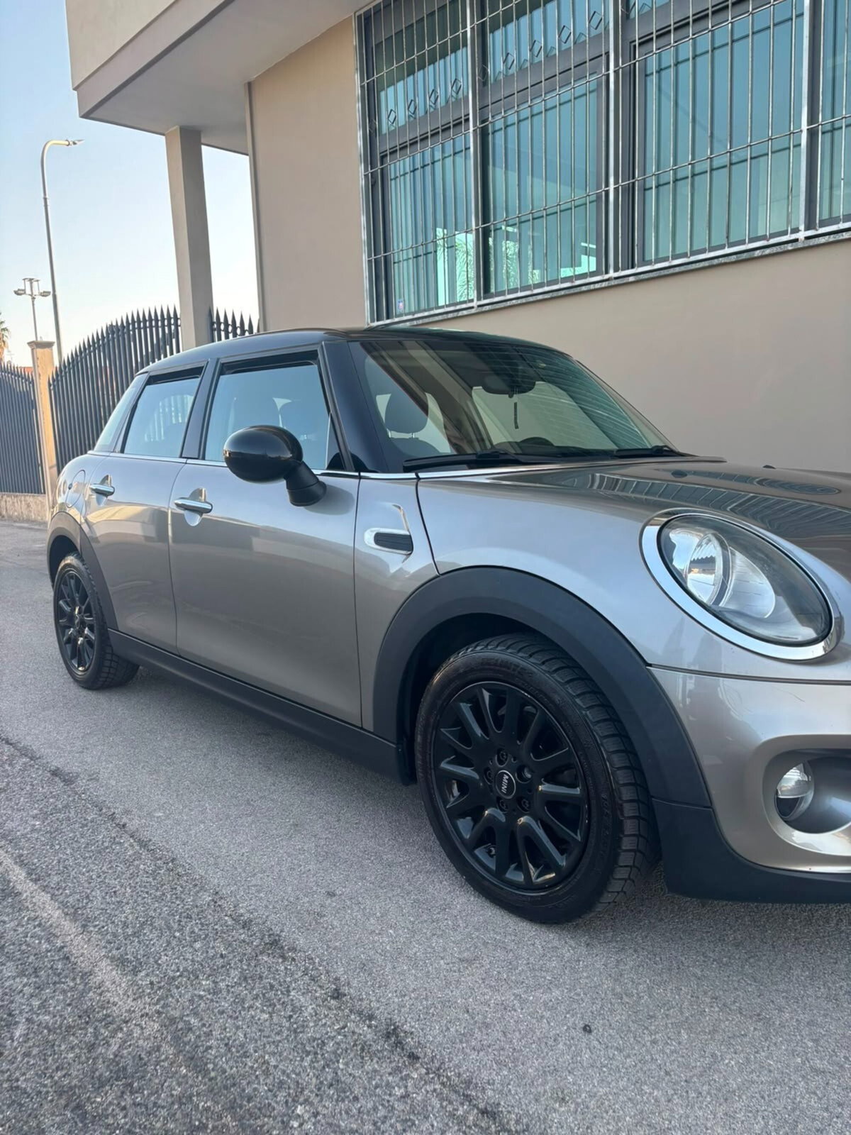 MINI Mini 1.5 Cooper D Hype 5 porte (8)