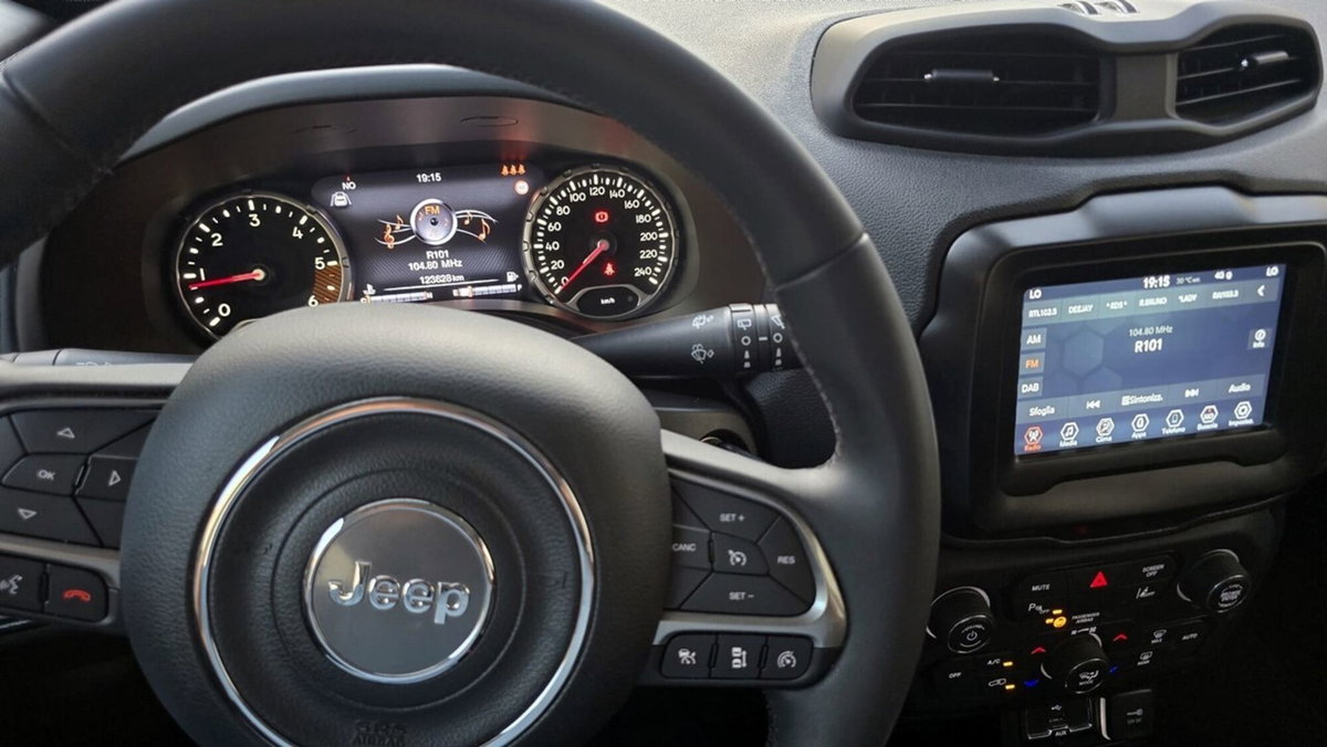 Jeep Renegade 1.6 Mjt 130 CV Limited (5)