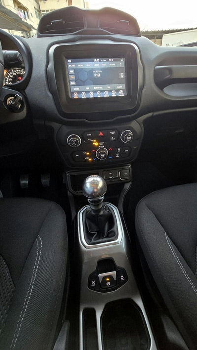 Jeep Renegade 1.6 Mjt 130 CV Limited (7)