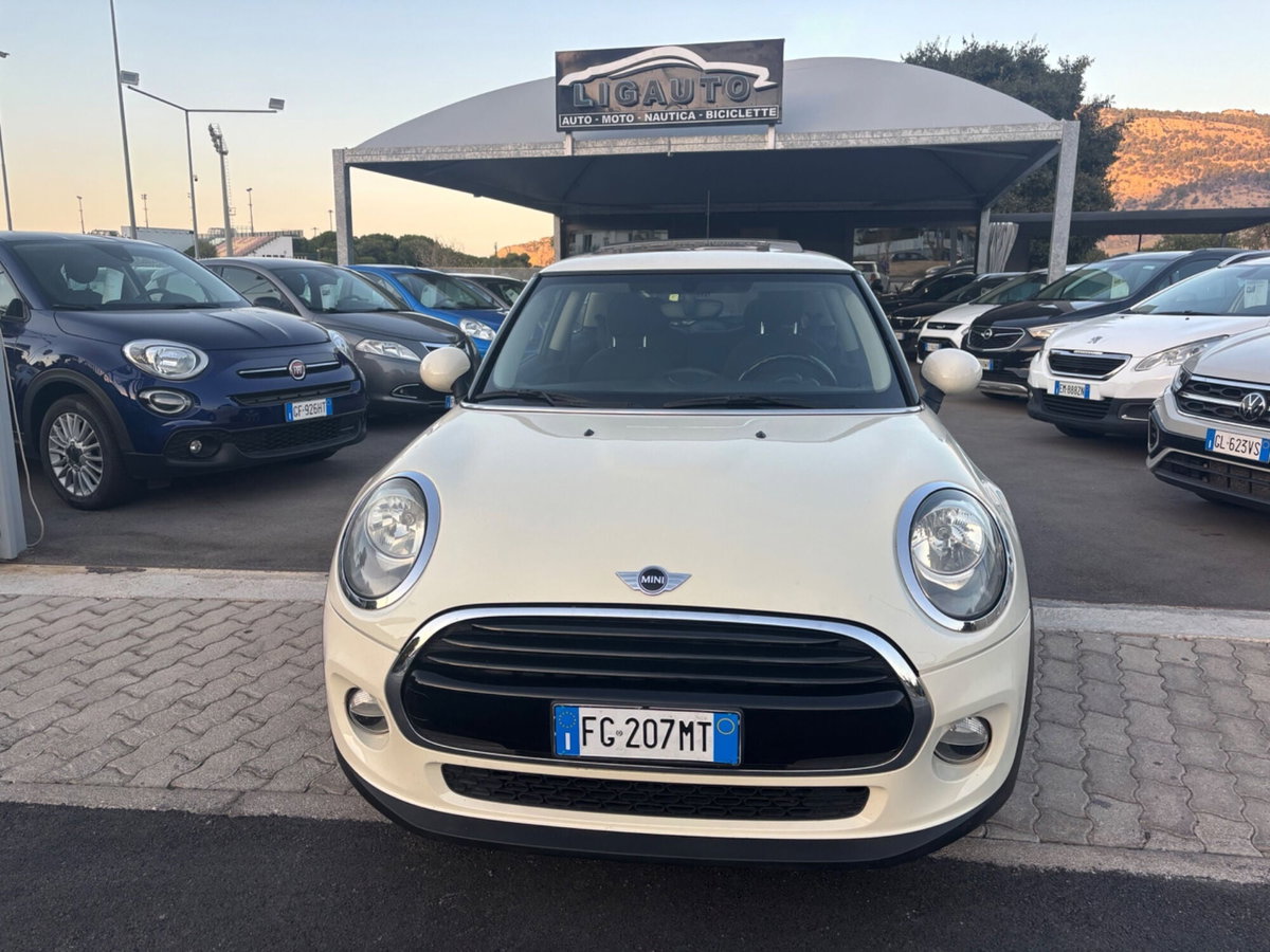 MINI Mini Paceman 1.6 Cooper D Paceman (3)