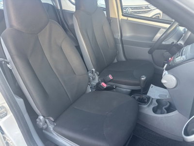 Toyota Aygo 1.0 12V VVT-i 5 porte Now Connect (11)