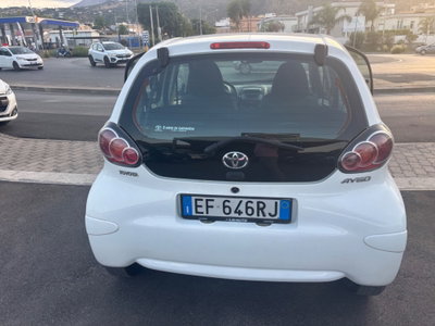 Toyota Aygo 1.0 12V VVT-i 5 porte Now Connect (7)