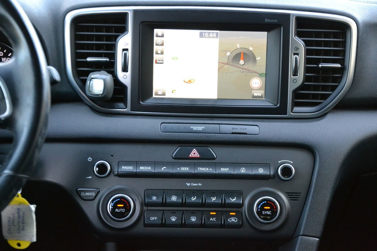 Kia Sportage 1.7 CRDI 2WD Business Class (20)