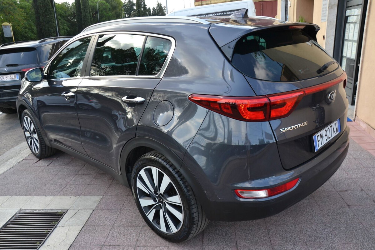 Kia Sportage 1.7 CRDI 2WD Business Class (5)