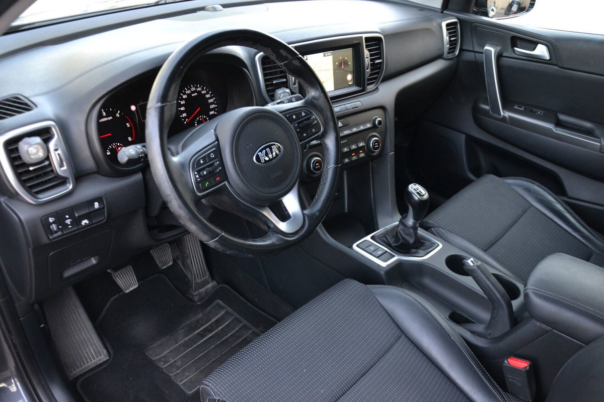 Kia Sportage 1.7 CRDI 2WD Business Class (6)