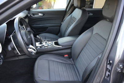 Alfa Romeo Giulia 2.2 t Sprint 160cv auto (17)