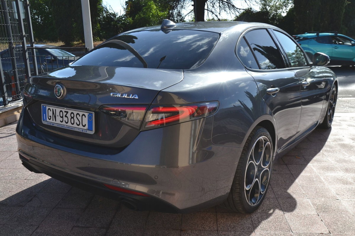 Alfa Romeo Giulia 2.2 t Sprint 160cv auto (5)