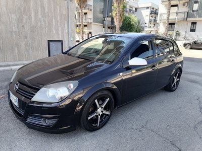 Opel Astra 1.7 CDTI 101CV 5 porte Cosmo