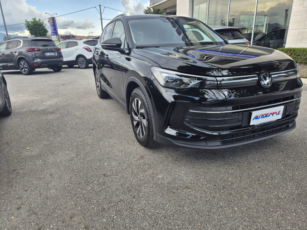 Volkswagen Tiguan 2.0 tdi Edition 20 150cv dsg (4)