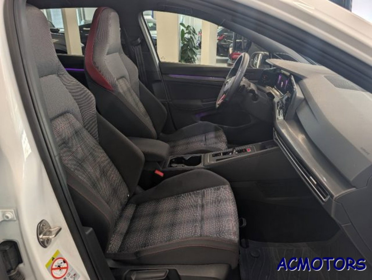Volkswagen Golf 2.0 TSI GTI DSG (10)