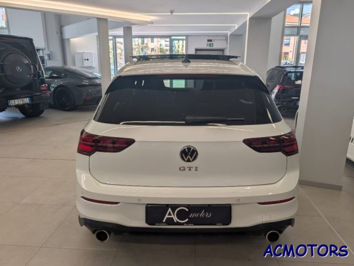 Volkswagen Golf 2.0 TSI GTI DSG (7)