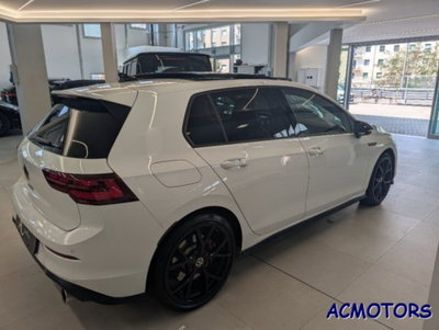 Volkswagen Golf 2.0 TSI GTI DSG (8)