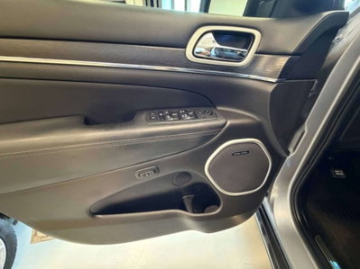 Jeep Grand Cherokee 3.0 V6 CRD 250 CV Multijet II Summit (11)
