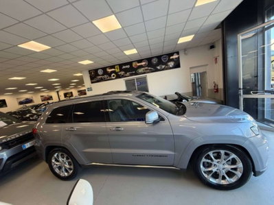 Jeep Grand Cherokee 3.0 V6 CRD 250 CV Multijet II Summit (15)
