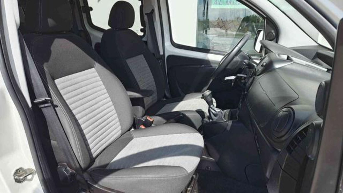 Fiat Qubo 1.3 MJT 80 CV Trekking (10)