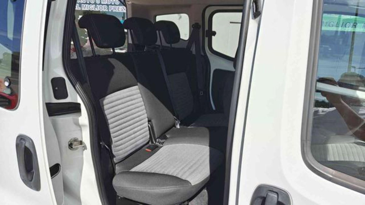 Fiat Qubo 1.3 MJT 80 CV Trekking (13)