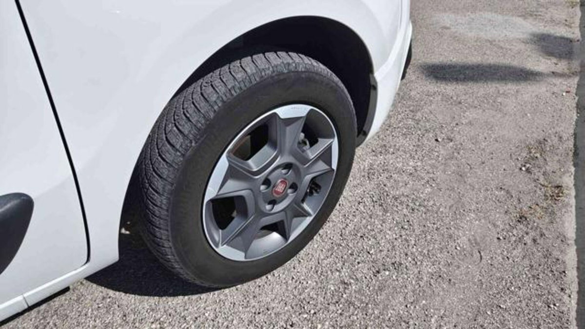 Fiat Qubo 1.3 MJT 80 CV Trekking (17)
