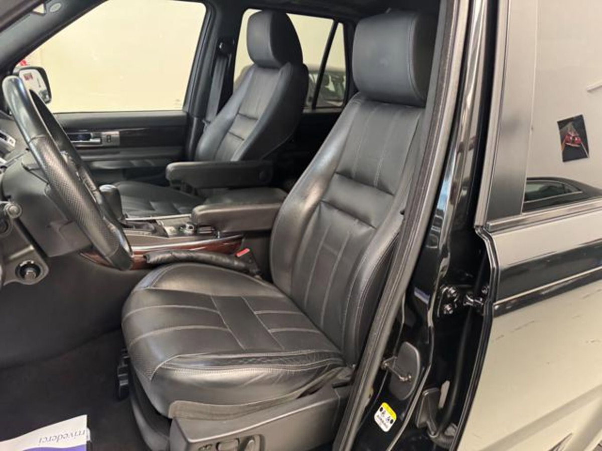 Land Rover Range Rover Sport 3.0 SDV6 HSE (7)