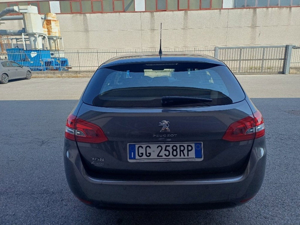 Peugeot 308 SW BlueHDi 130 S&S EAT8 Active Business (3)