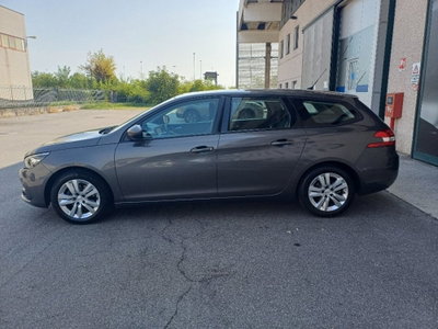 Peugeot 308 SW BlueHDi 130 S&S EAT8 Active Business (6)