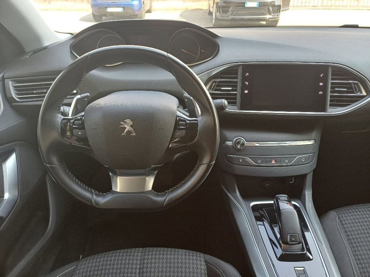 Peugeot 308 SW BlueHDi 130 S&S EAT8 Active Business (7)