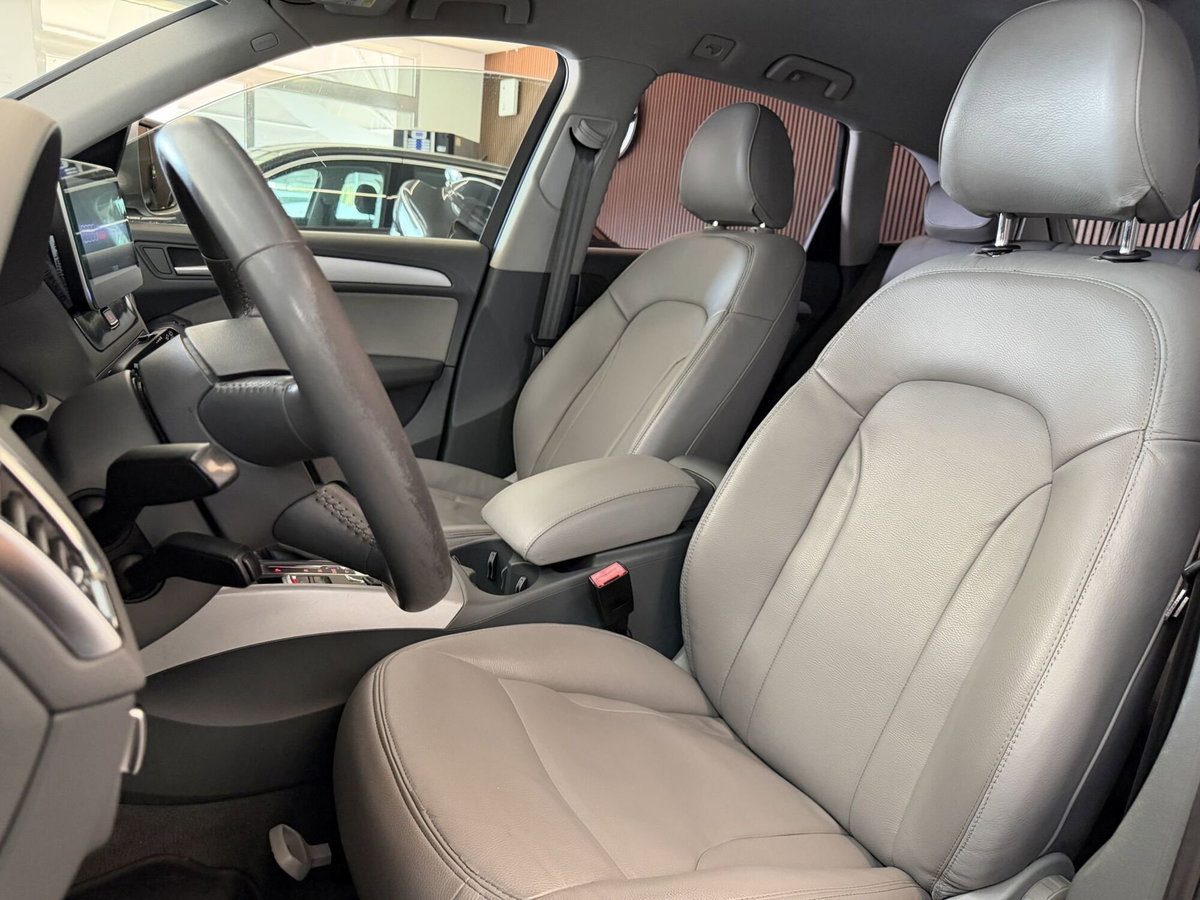 Audi Q5 2.0 TDI quattro S tronic Business (10)