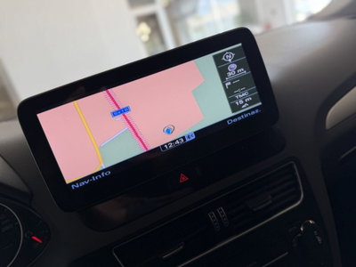 Audi Q5 2.0 TDI quattro S tronic Business (16)