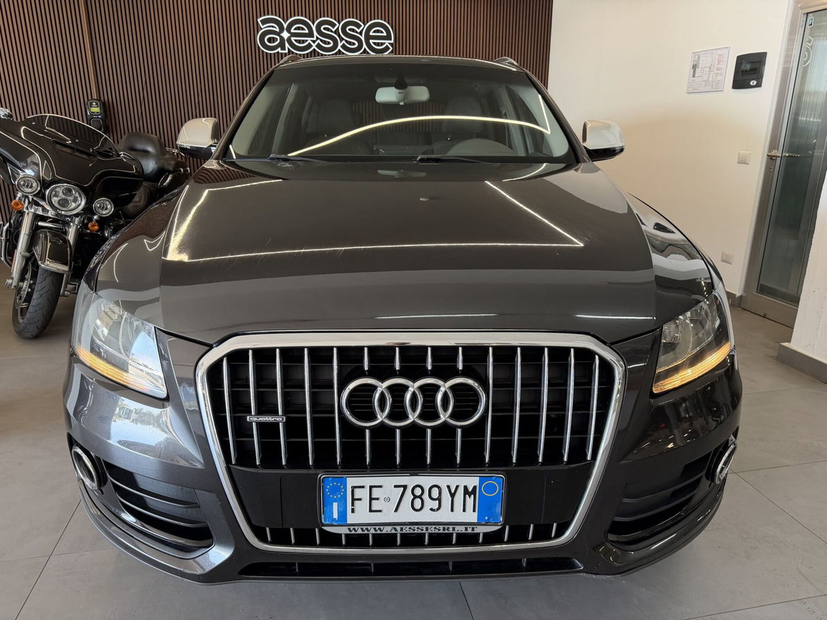 Audi Q5 2.0 TDI quattro S tronic Business (2)