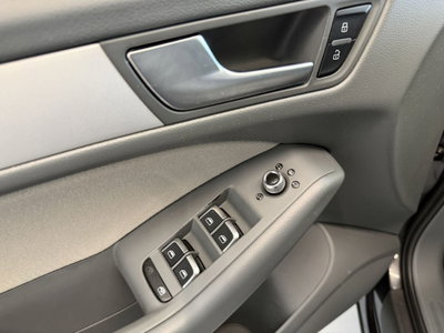 Audi Q5 2.0 TDI quattro S tronic Business (8)