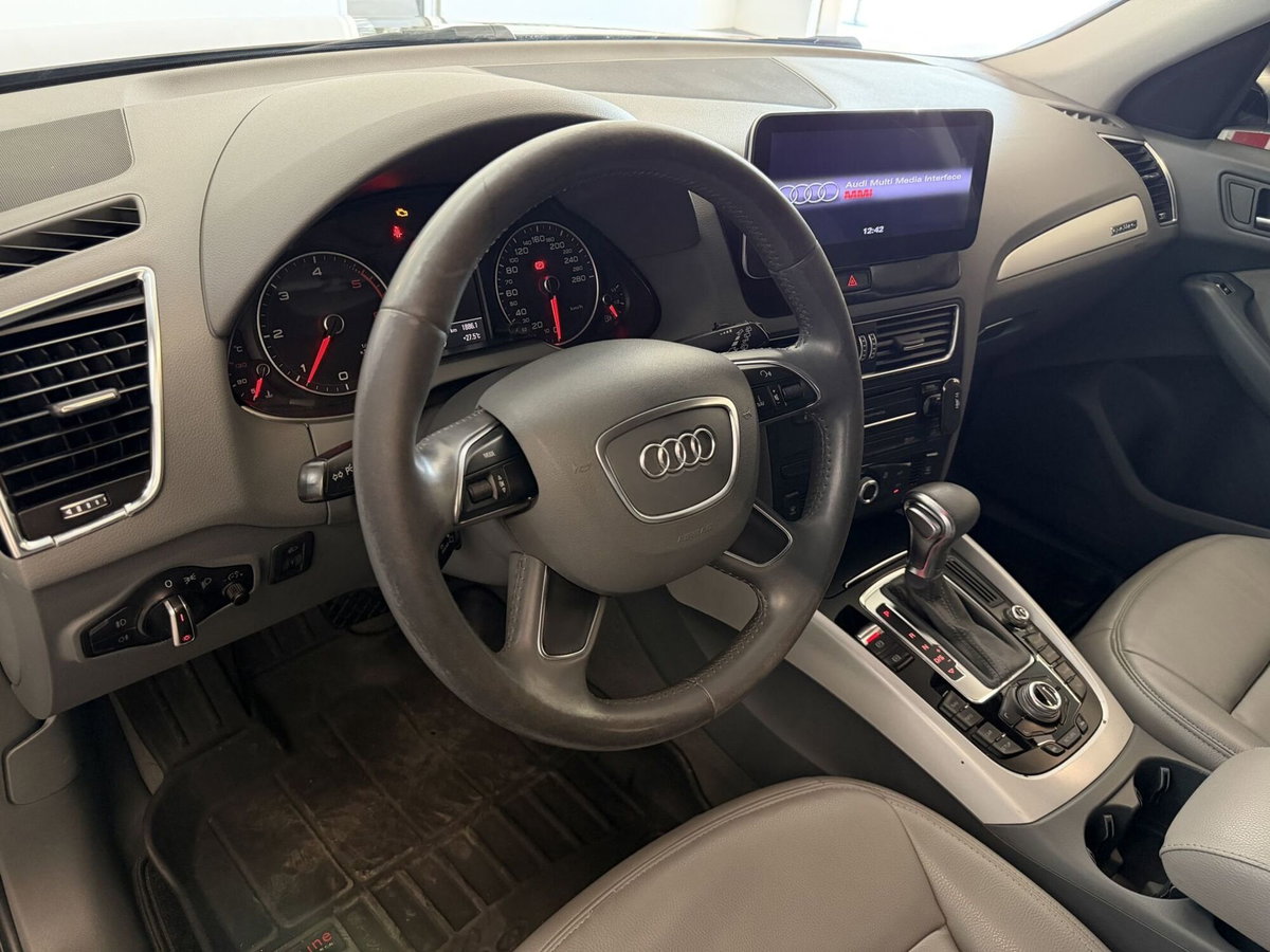 Audi Q5 2.0 TDI quattro S tronic Business (9)