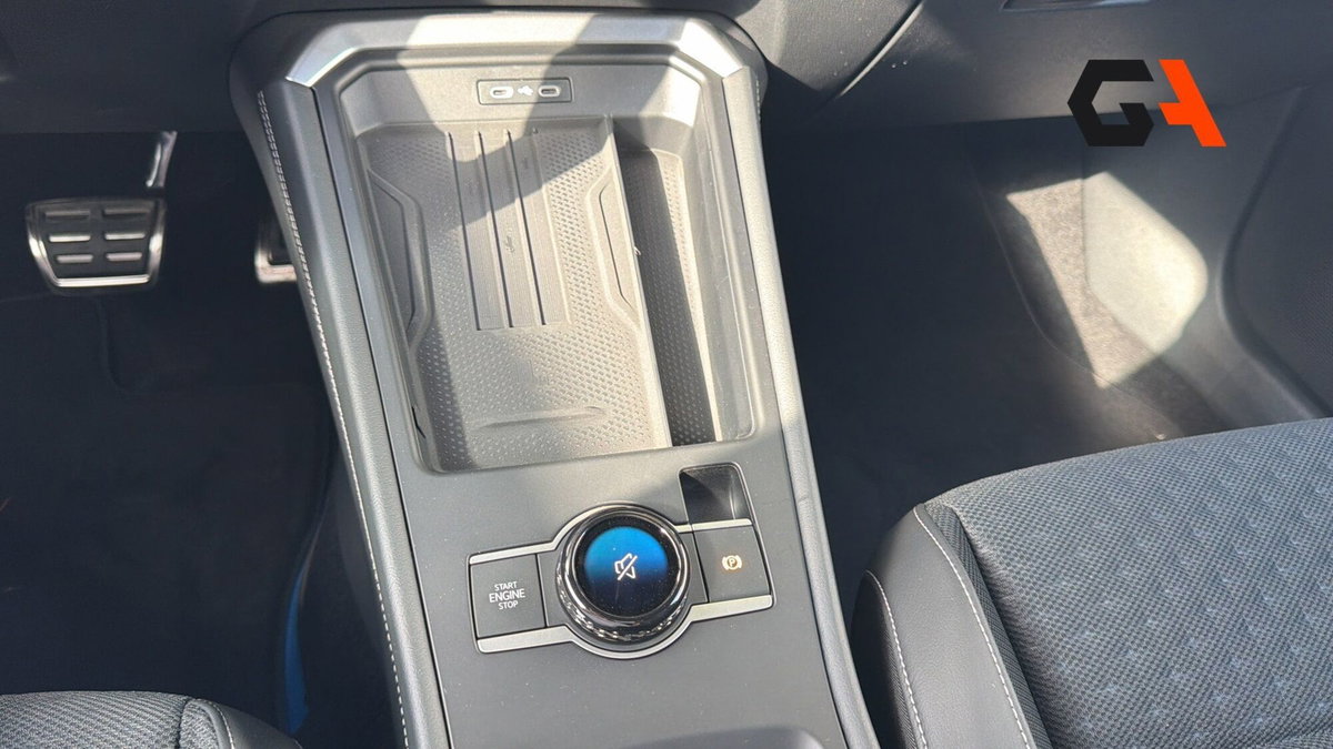 Volkswagen T-Roc 1.5 etsi R-Line 150cv dsg (16)