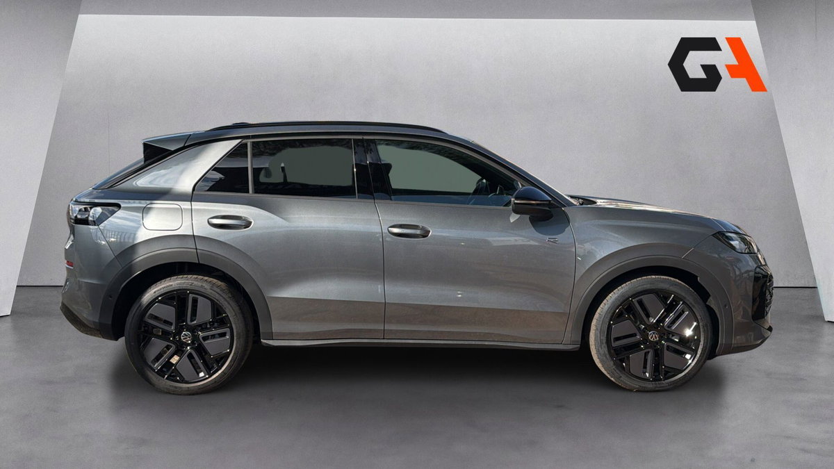 Volkswagen T-Roc 1.5 etsi R-Line 150cv dsg (8)