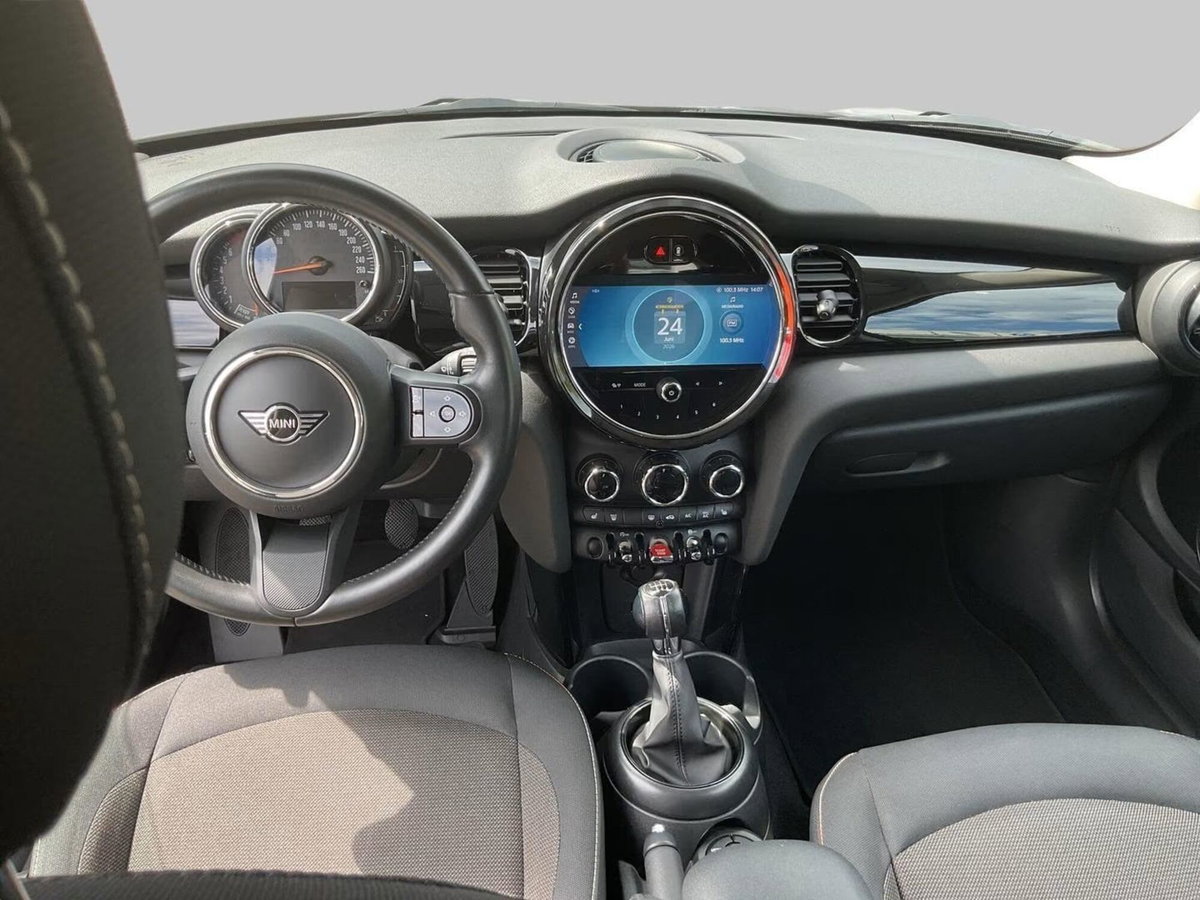 MINI Mini 1.5 Cooper Essential (7)