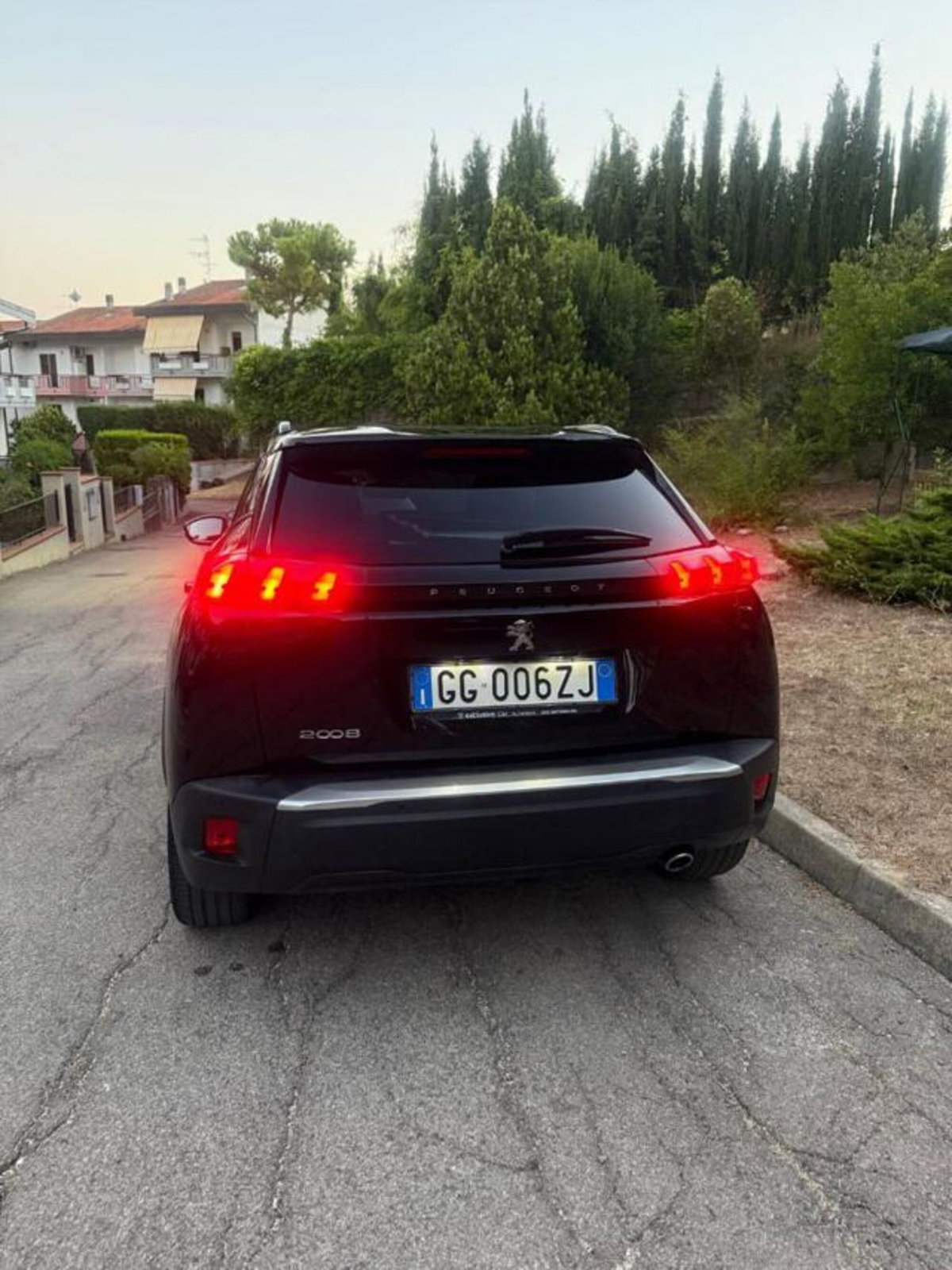 Peugeot 2008 BlueHDi 130 S&S EAT8 Allure Pack (7)