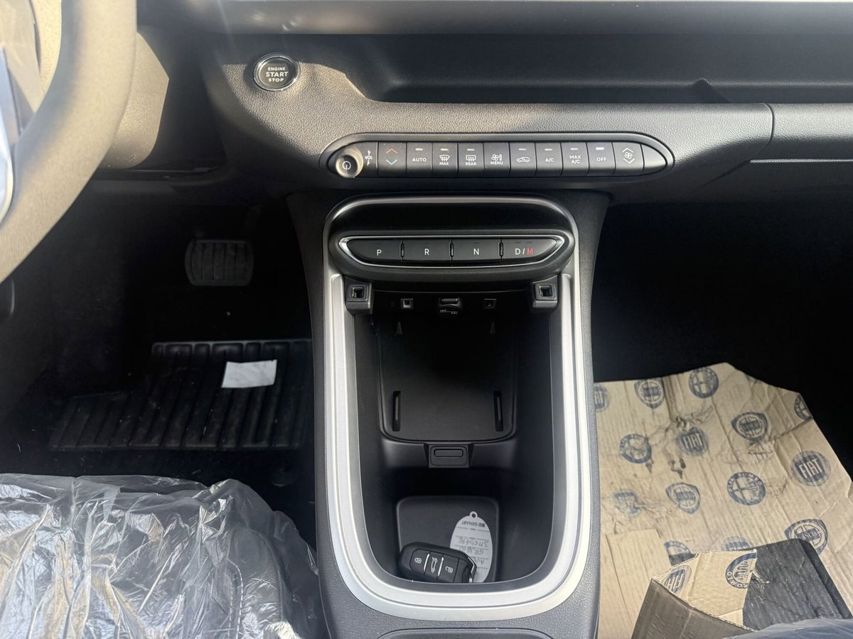 Jeep Avenger 1.2 turbo e-hybrid mhev Summit fwd 110cv edct6 (13)